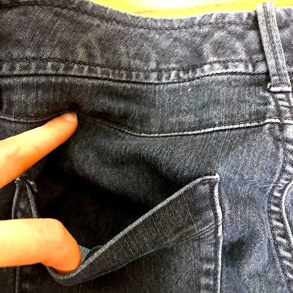 Trendy Banana Republic Flare Leg Style Jeans - Picture 4 of 12